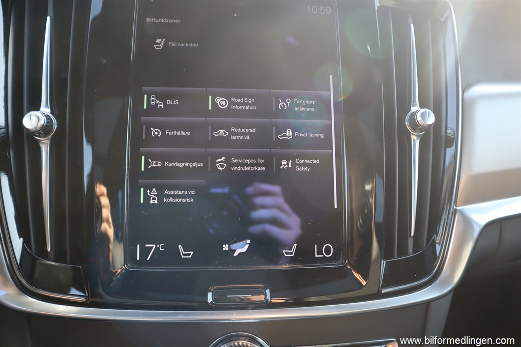 Bild 15 på Volvo V90