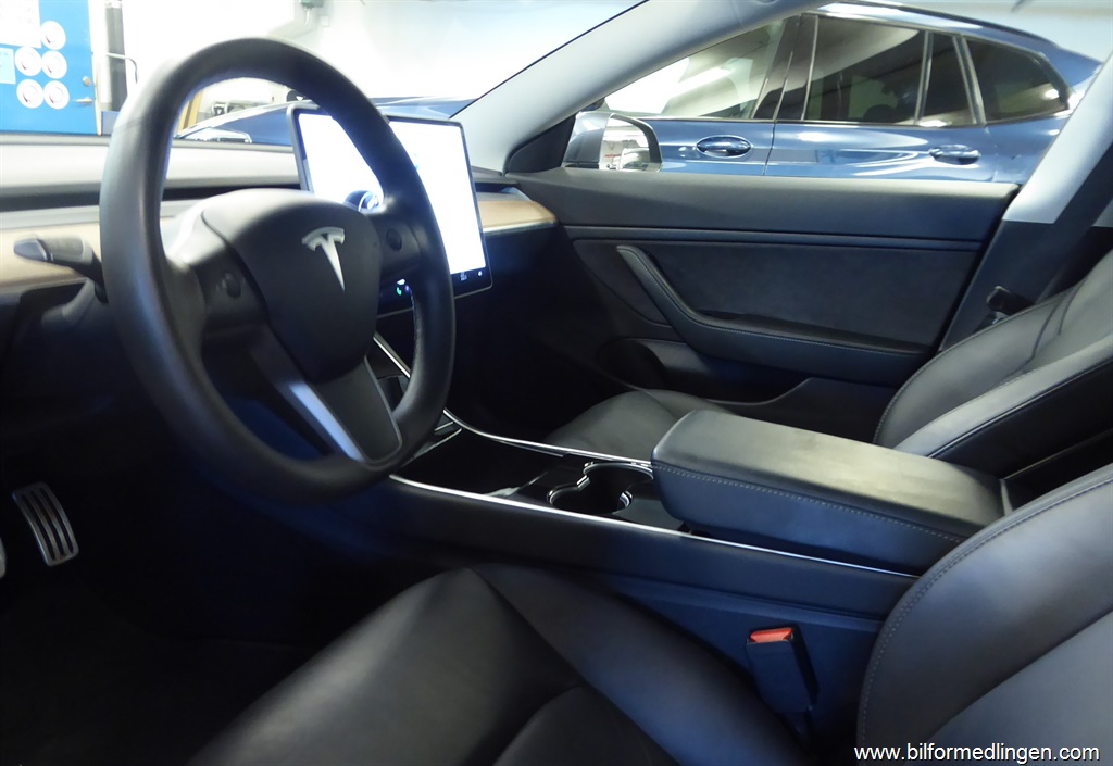 Bild 7 på Tesla Model 3