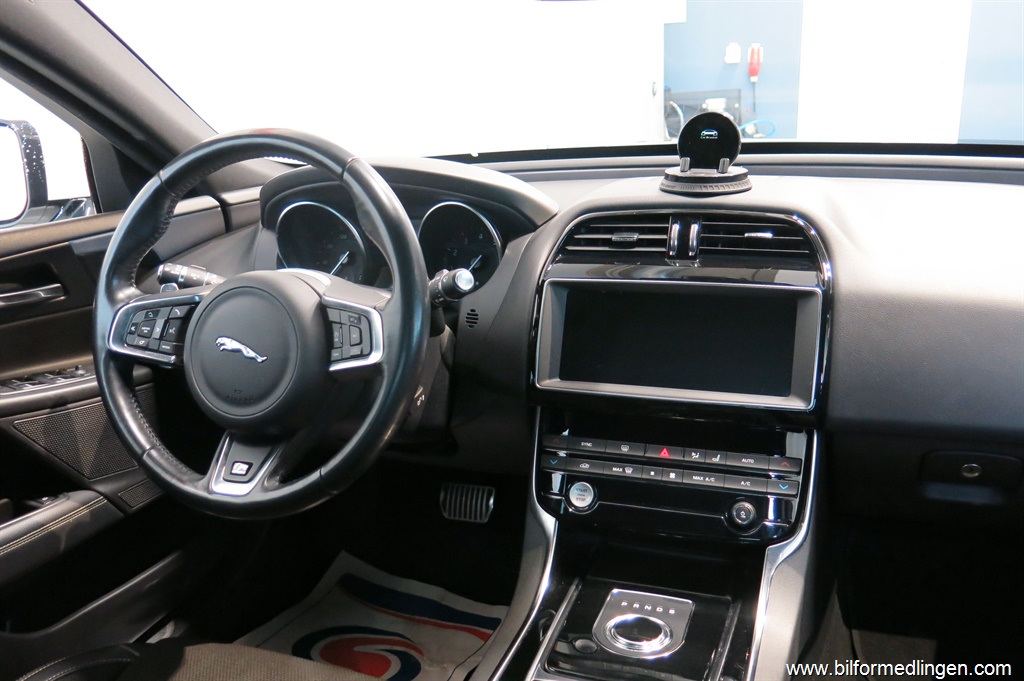 Bild 9 på Jaguar XE