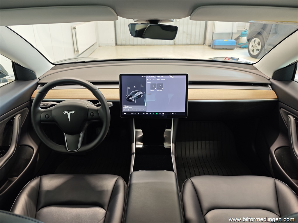 Bild 4 på Tesla Model 3