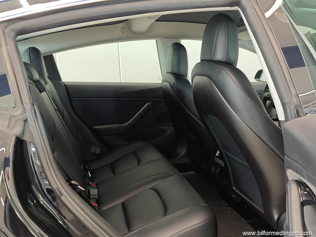 Bild 8 på Tesla Model 3