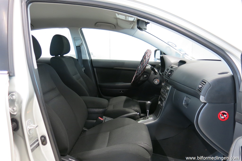 Bild 8 på Toyota Avensis