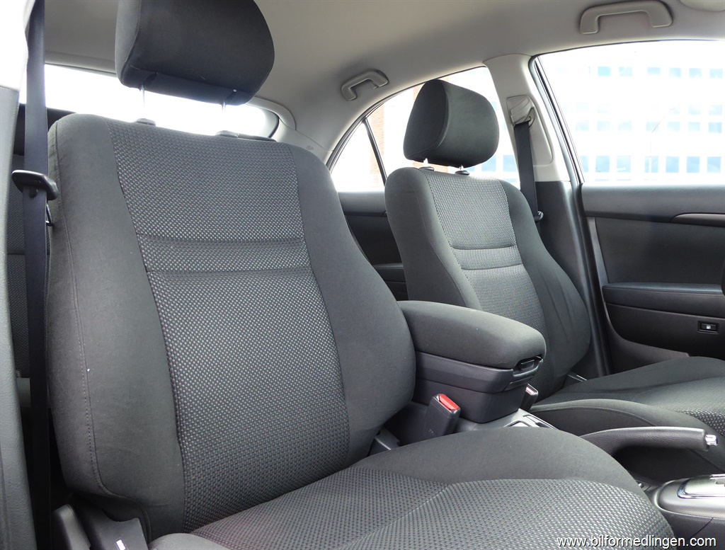 Bild 11 på Toyota Avensis