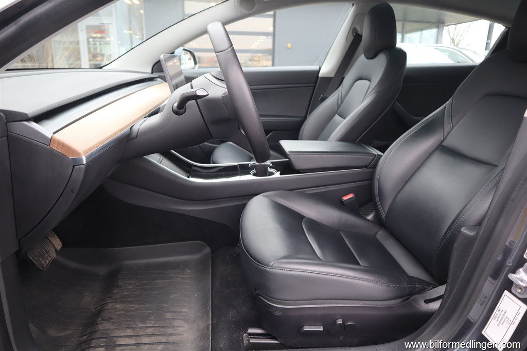 Bild 4 på Tesla Model 3