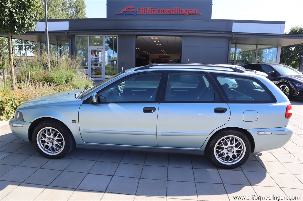 Bild 1 på Volvo V40)