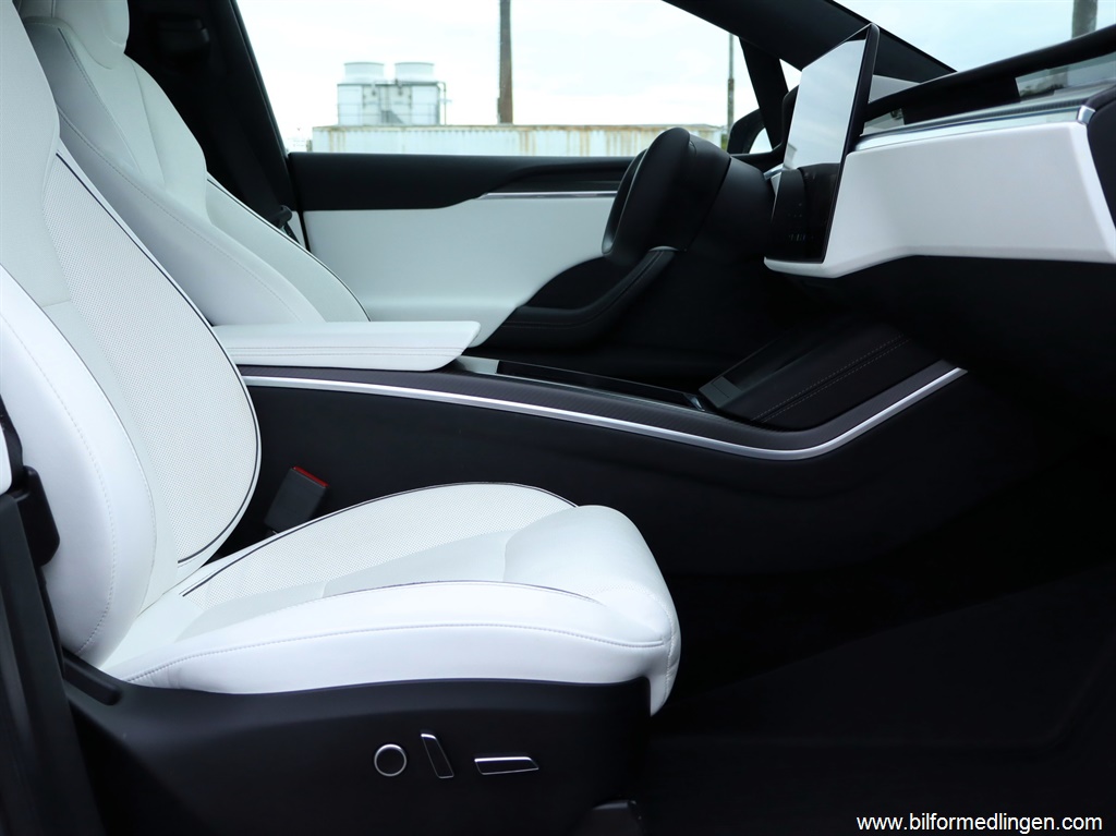 Bild 6 på Tesla Model X
