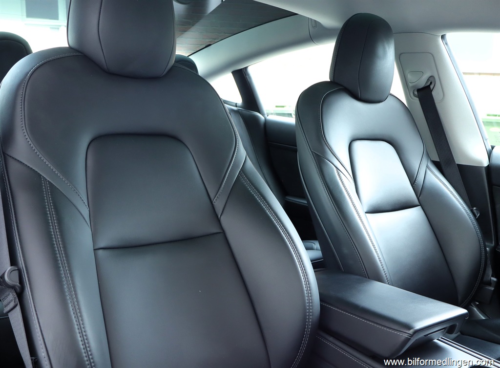 Bild 6 på Tesla Model 3