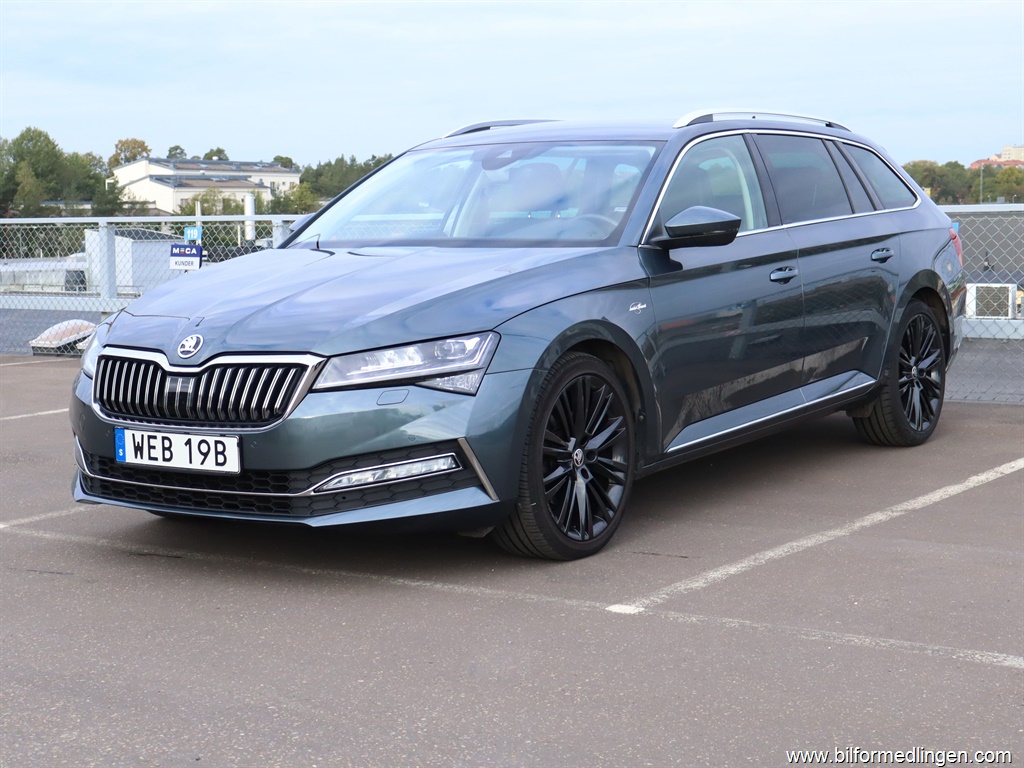 Bild 1 på Skoda Superb)