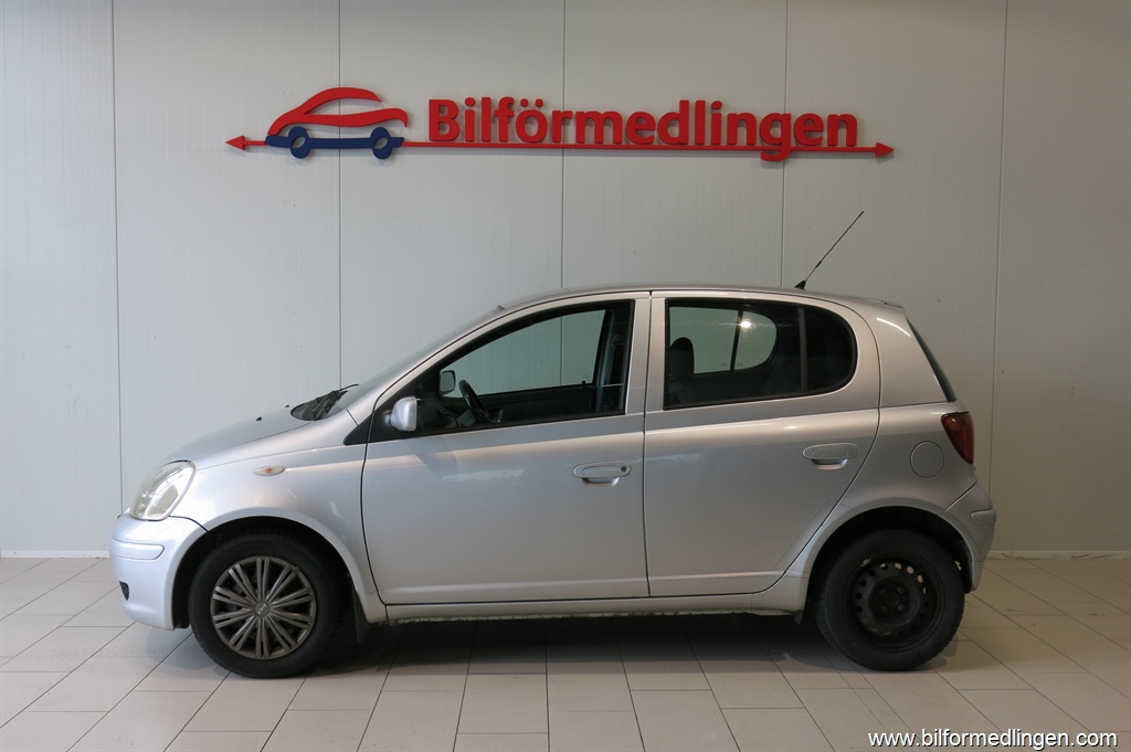 Bild 1 på Toyota Yaris)