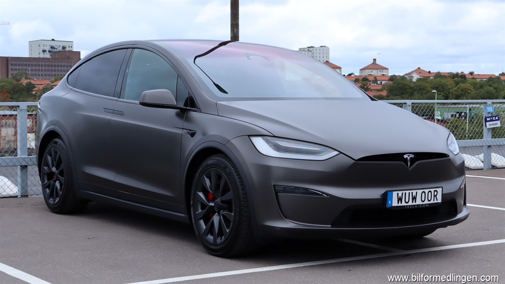 Bild 1 på Tesla Model X)