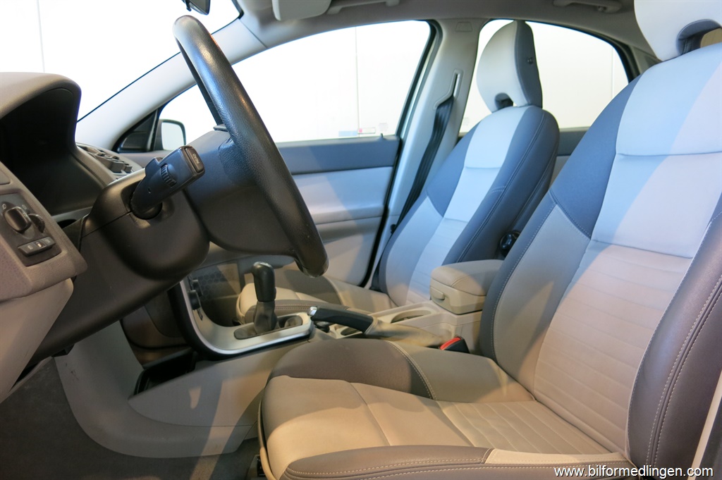 Bild 7 på Volvo S40