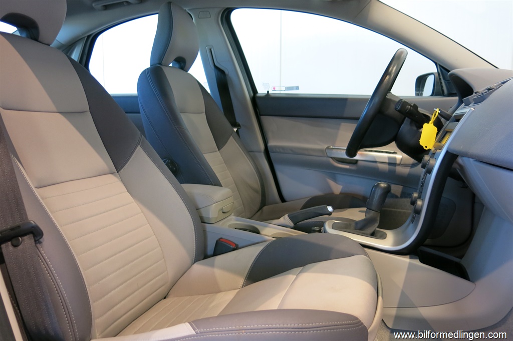 Bild 10 på Volvo S40