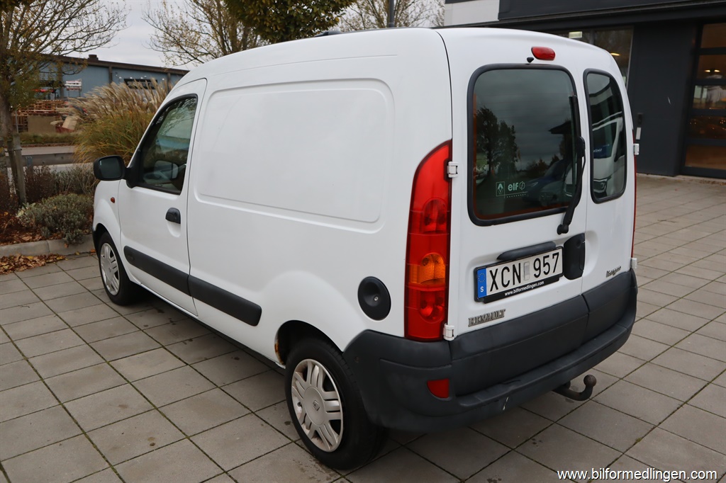 Bild 2 på Renault Kangoo 82hk Dragkrok Svensksåld V-hjul AC 1 ägare Bild 2 på Renault Kangoo