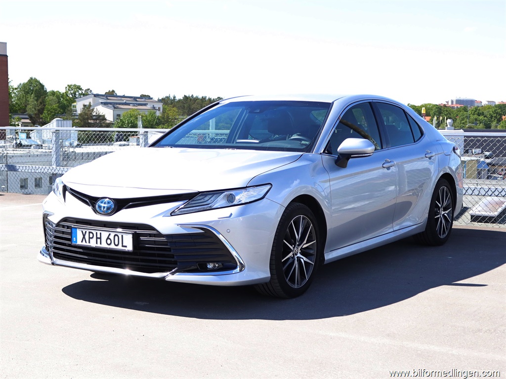 Bild 1 på Toyota Camry)