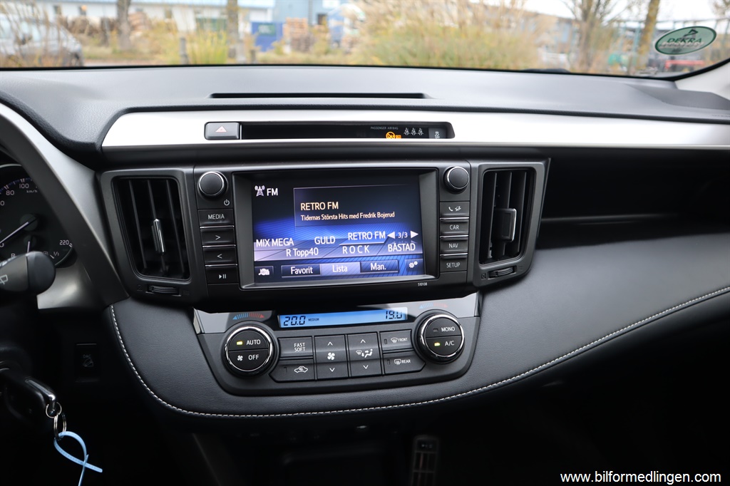 Bild 12 på Toyota RAV4