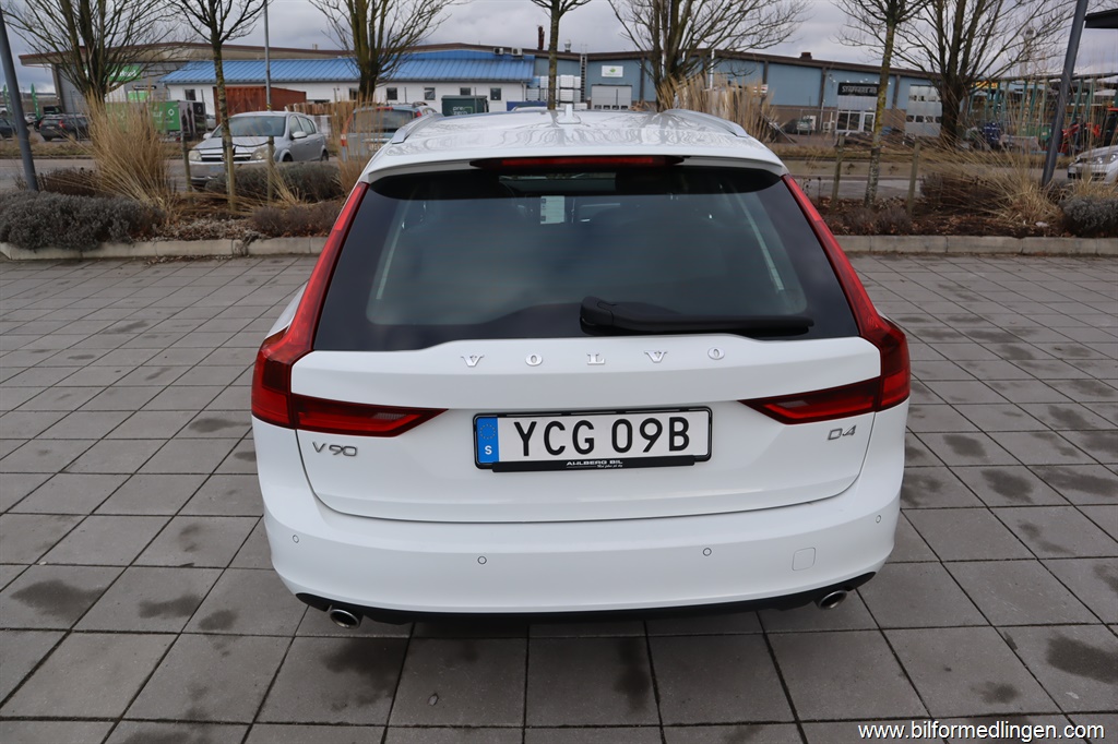 Bild 15 på Volvo V90