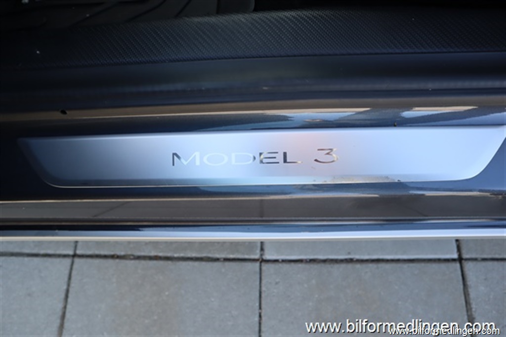 Bild 19 på Tesla Model 3