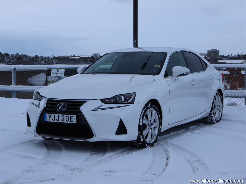 Bild 1 på Lexus IS)