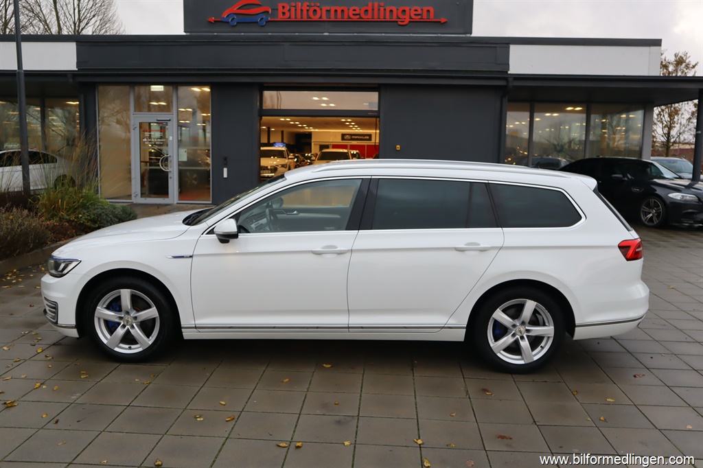 Bild 1 på Volkswagen Passat)