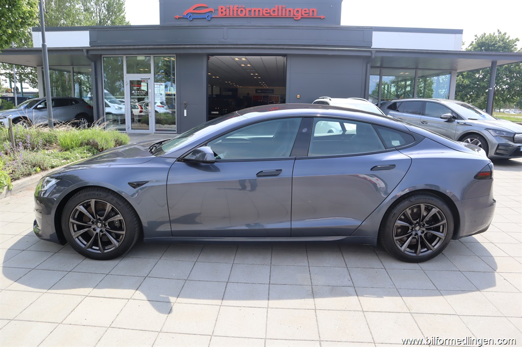 Bild 1 på Tesla Model S)