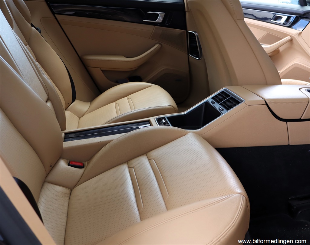 Bild 12 på Porsche Panamera 4