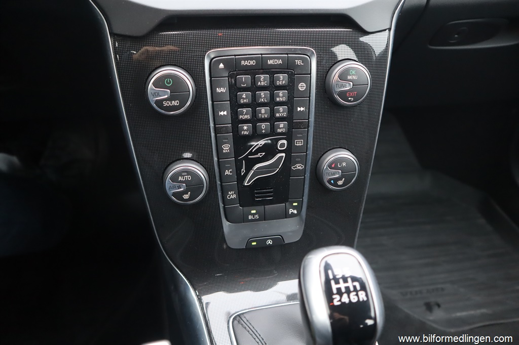 Bild 14 på Volvo V40