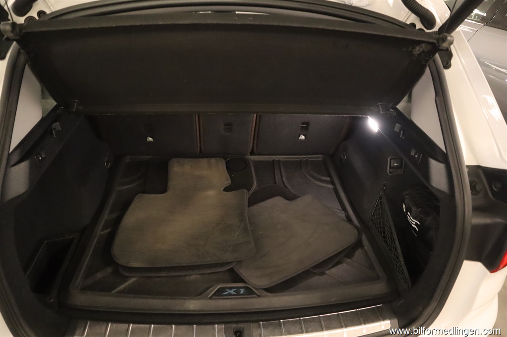 Bild 12 på BMW X1