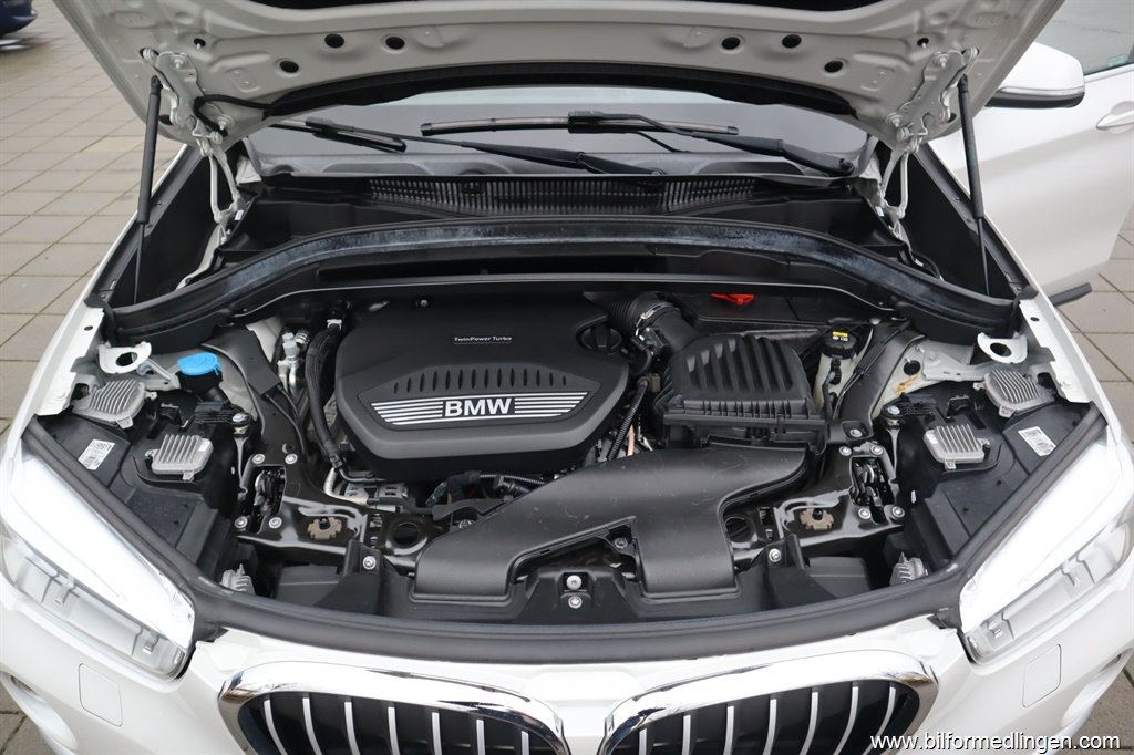 Bild 15 på BMW X1
