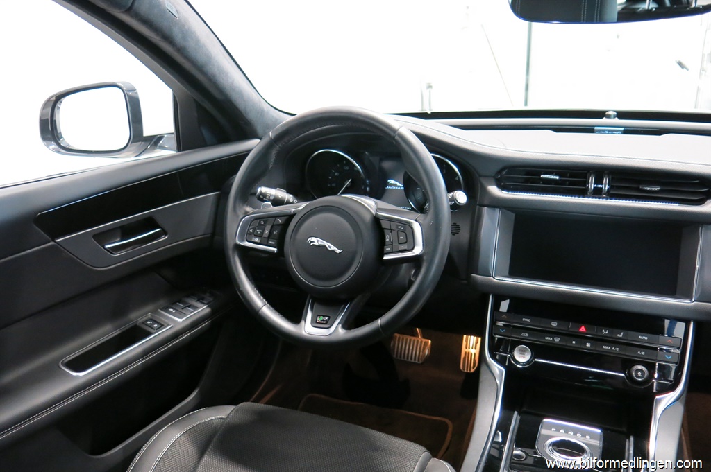 Bild 9 på Jaguar XF