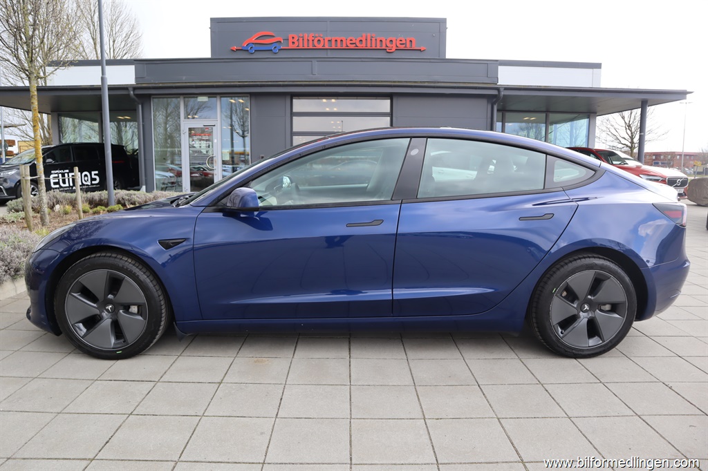 Bild 1 på Tesla Model 3