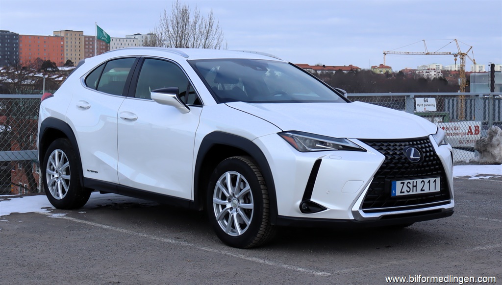 Bild 1 på Lexus UX)