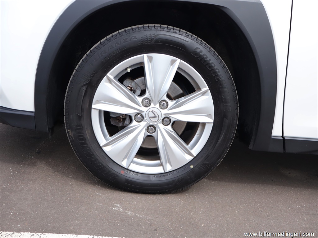 Bild 21 på Lexus UX250h