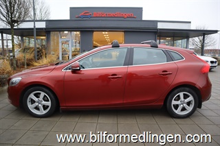 Volvo V40 D2 1.6 FWD 114hk Svensksåld Takräcke