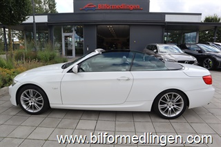 BMW 325 i Cabriolet, E93 218hk M Sport Skinn Svensksåld BMW 325 i Cabriolet, E93 218hk M Sport Skinn Svensksåld