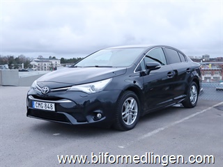 Toyota Avensis 1.8 Sedan 147hk Automat S/V-hjul Svensksåld
