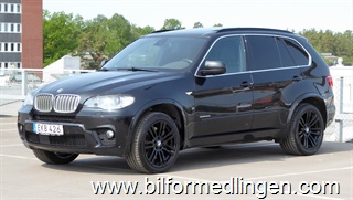 BMW X5 xDrive 50i Navi Skinn Panorama S/V-hjul BMW X5 xDrive 50i Navi Skinn Panorama S/V-hjul