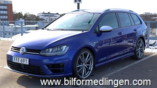 Volkswagen Golf VII 2.0 TSI R Sportscombi 4M 300hk S/V hjul Låga mil