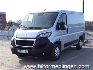 Peugeot Boxer BOXER  120hk S/V-hjul Moms 1-ägare
