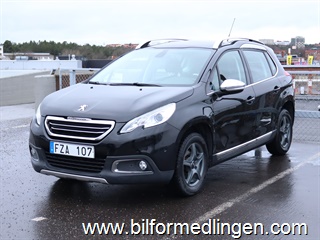 Peugeot 2008 1.2 82hk S/V-hjul Pano Ny kamrem Sensorer