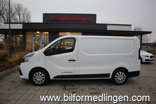 Renault Trafic 1.6 dCi 125 Twin Turbo L1H1 125hk 3 sits  Backkamera Navi 1 ägare