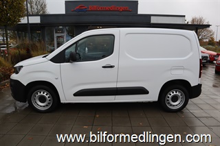 Peugeot Partner 1.5 BlueHDi Pro 130 hk 3 sitUtökad Last Drag Momsbil 1 Ägare Peugeot Partner 1.5 BlueHDi Pro 130 hk 3 sitUtökad Last Drag Momsbil 1 Ägare