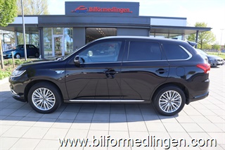 Mitsubishi Outlander 2.4 Plug-in Hybrid 4WD 224 hk Aut Business Skinn Mitsubishi Outlander 2.4 Plug-in Hybrid 4WD 224 hk Aut Business Skinn