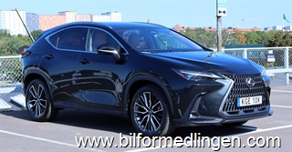 Lexus NX 450h+ Luxury HeadUp/360/Läder/1 ägare/Moms