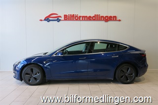 Tesla Model 3 Long Range AWD 498hk Momsbil Skinn Navi Svensksåld