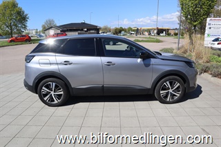 Peugeot 3008 1.6 PureTech 225 Plug-In Hybrid 225hk Aut Momsbil Navi Drag 1 Ägare