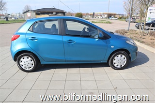 Mazda 2 1.3 Advance 5dr AC Svensksåld Mazda 2 1.3 Advance 5dr AC Svensksåld