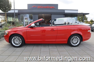 Volvo C70 2.4 Cabriolet 170hk Momentum Svensksåld OBS lågmil! Volvo C70 2.4 Cabriolet 170hk Momentum Svensksåld OBS lågmil!
