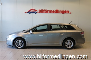Toyota Avensis 1.8 VVT-i 147hk Drag V-Hjul 1 Ägare