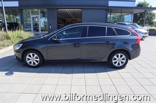 Volvo V60 T4 180hk Aut Momentum Svensksåld