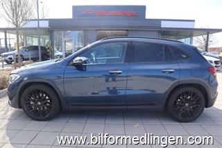 Mercedes-Benz GLA 35 4MATIC 306hk AMG Aut Svensksåld Drag Panorama Mercedes-Benz GLA 35 4MATIC 306hk AMG Aut Svensksåld Drag Panorama